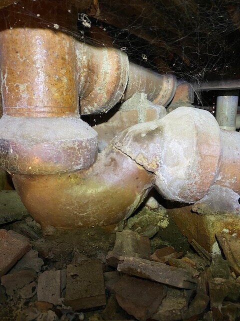 Bathroom plumber to fix cracked pipes and illegal plumbing during a home renovation in Sydney rotated