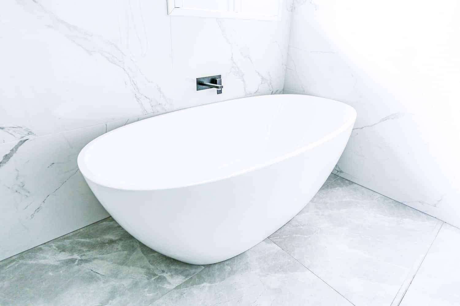 Bath tub renovation in Sydney Nu-Trend-Sydney-Bathroom-Renovation-with-KDK-freestanding-bath-and-Lauren-Project-black-wall-mixer-tap