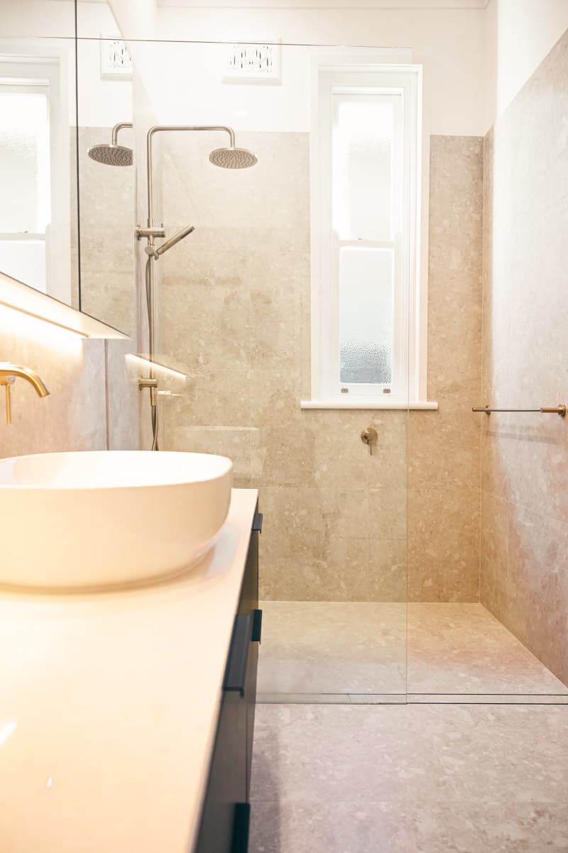 Luxury Master Bathroom Renovator in Sydney for full room renovations