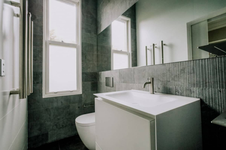 Sydney-Ensuite-Bathroom-Renovation-Company-using-Boffi-sink-and-toilet