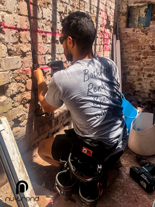 Plumber Sydney Free Quote photo Plumber in Sydney install new taps