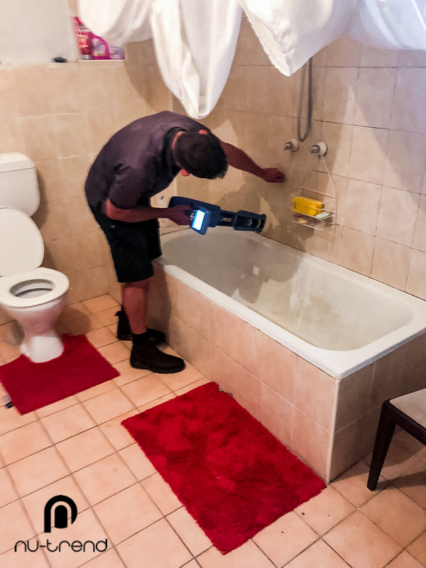 Plumber in Sydney that detects water leaks in walls