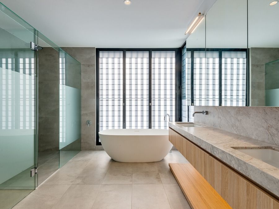 How to keep your bathroom warm during winter photo Bathroom Lighting