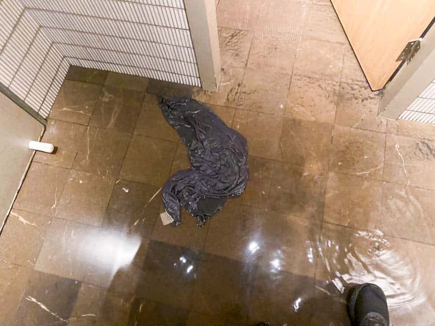 Restaurant blocked drain repair for Ishi Ban Boshi photo Nu Trend plumbing fixing a blocked sewer drain in a restaurant shopping centre retail store water on the floor