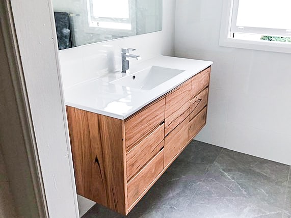Bathroom Renovation With An Eclipse Custom Made Vanity